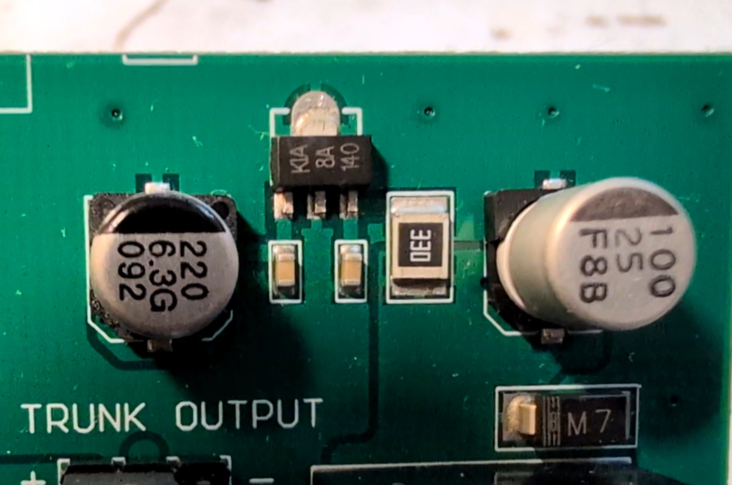The KIA 8A140 voltage regulator, similar to an AMS1117, stepping 12 V down to 5 V.