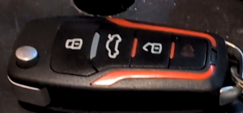 Oscilloscope trace showing two pulses on unlock.